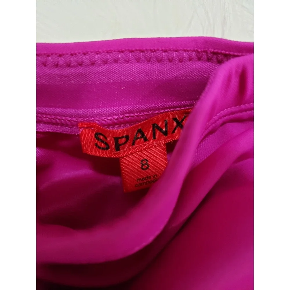 Spanx Core High Rise Shaping Swim Bottom Size 8 Berry NWT Tummy Control Slimming